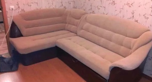 Перетяжка углового дивана. Новопавловск